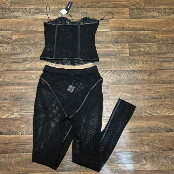 FN Having The Attention Fishnet Legging Set - Picture 3 of 3